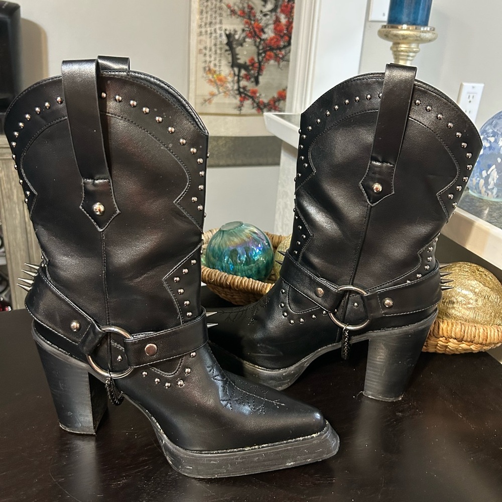 Dolls Kill Widow spiked Nocturnal Memories Western Boots Size 10 - Picture 7 of 10
